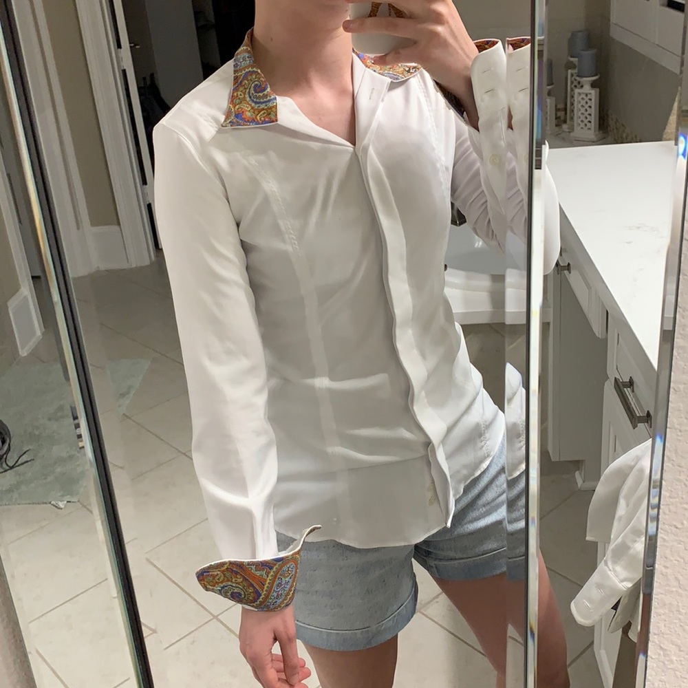 XS Essex Classics white show shirt with pattern